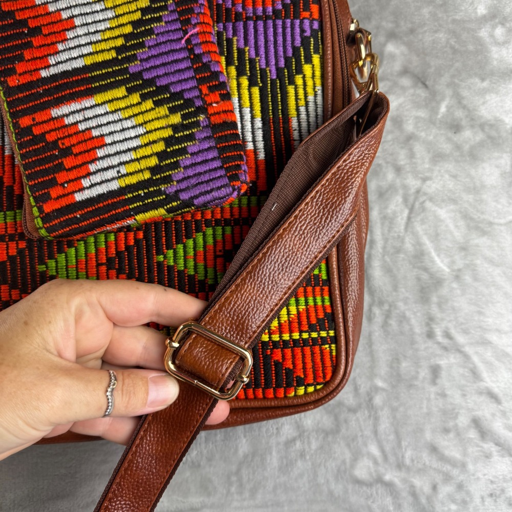 UMTA Jacquard Laptop Bag Unisex OS Multicolor Geometric Woven Faux Leather Work - Picture 9 of 10